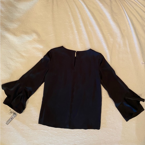 NWT Tahari Ruffle SleeveTop - Picture 2 of 4